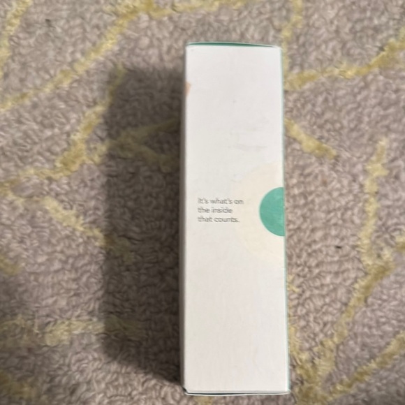 Rael daily restoration Beauty Nourishing Gel Cream - Picture 4 of 5